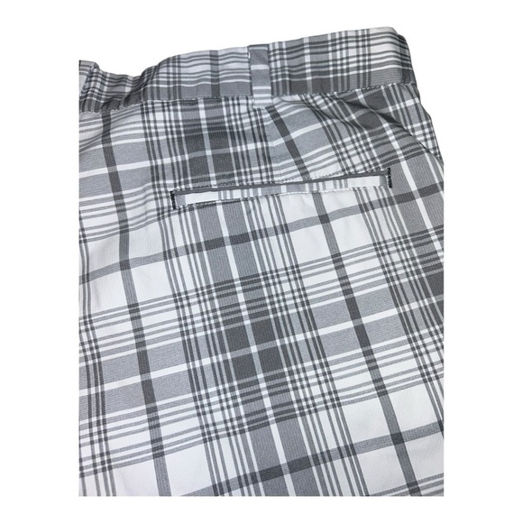 Men’s Nike Golf Grey White Plaid Stripes Golf Shorts Size Medium Waist 38 - Picture 6 of 14